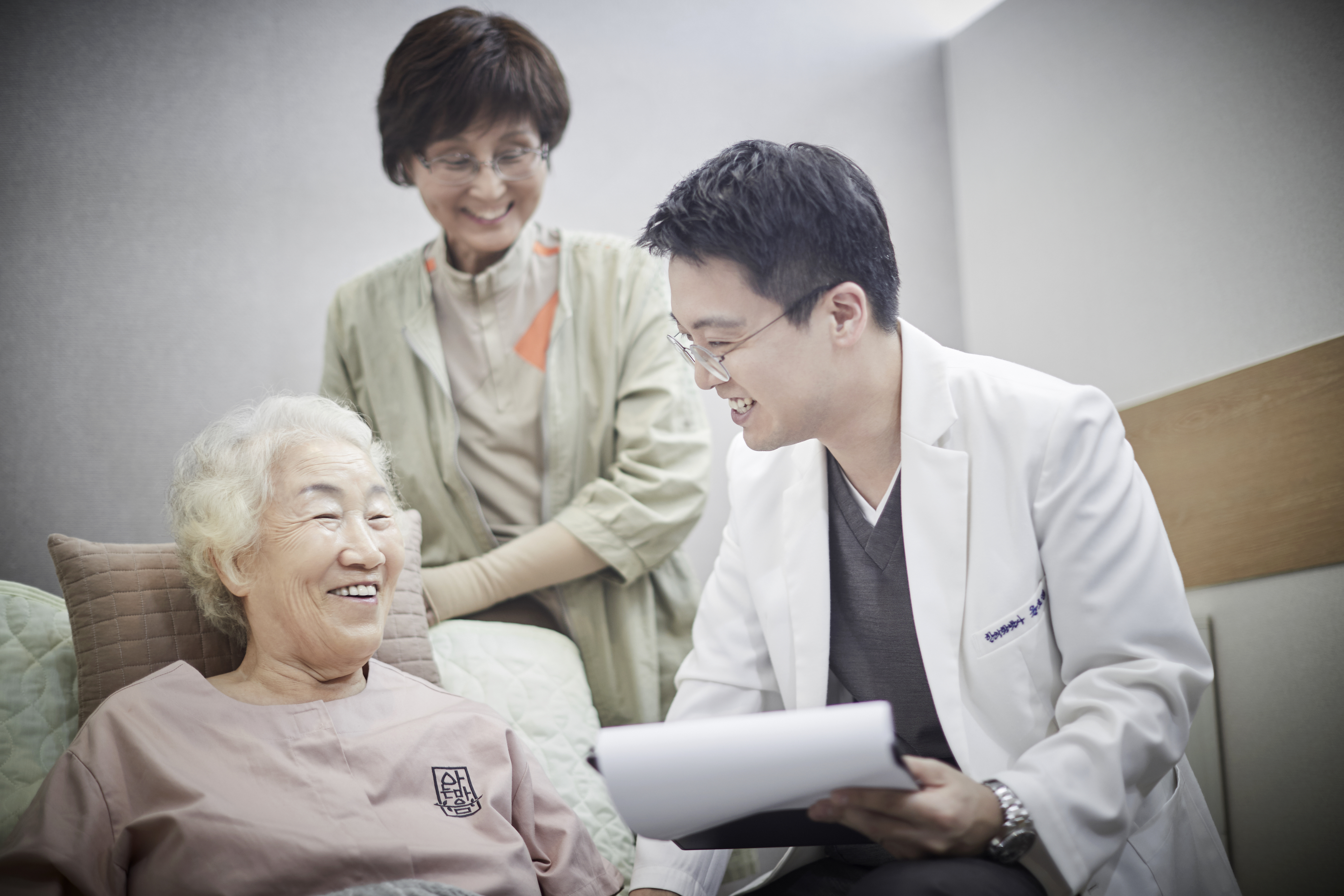 [국제신문] 8체질·면역치료로 만성·난치성질환 치유 특화 썸네일 이미지